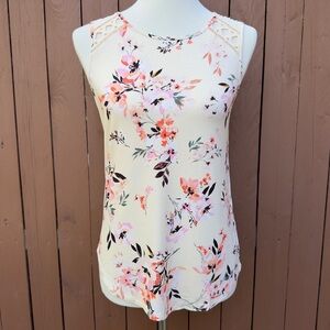 daniel rainn | NWT Size PXS Cream Floral Tank w/ Swiss Dot Back from Stitch Fix